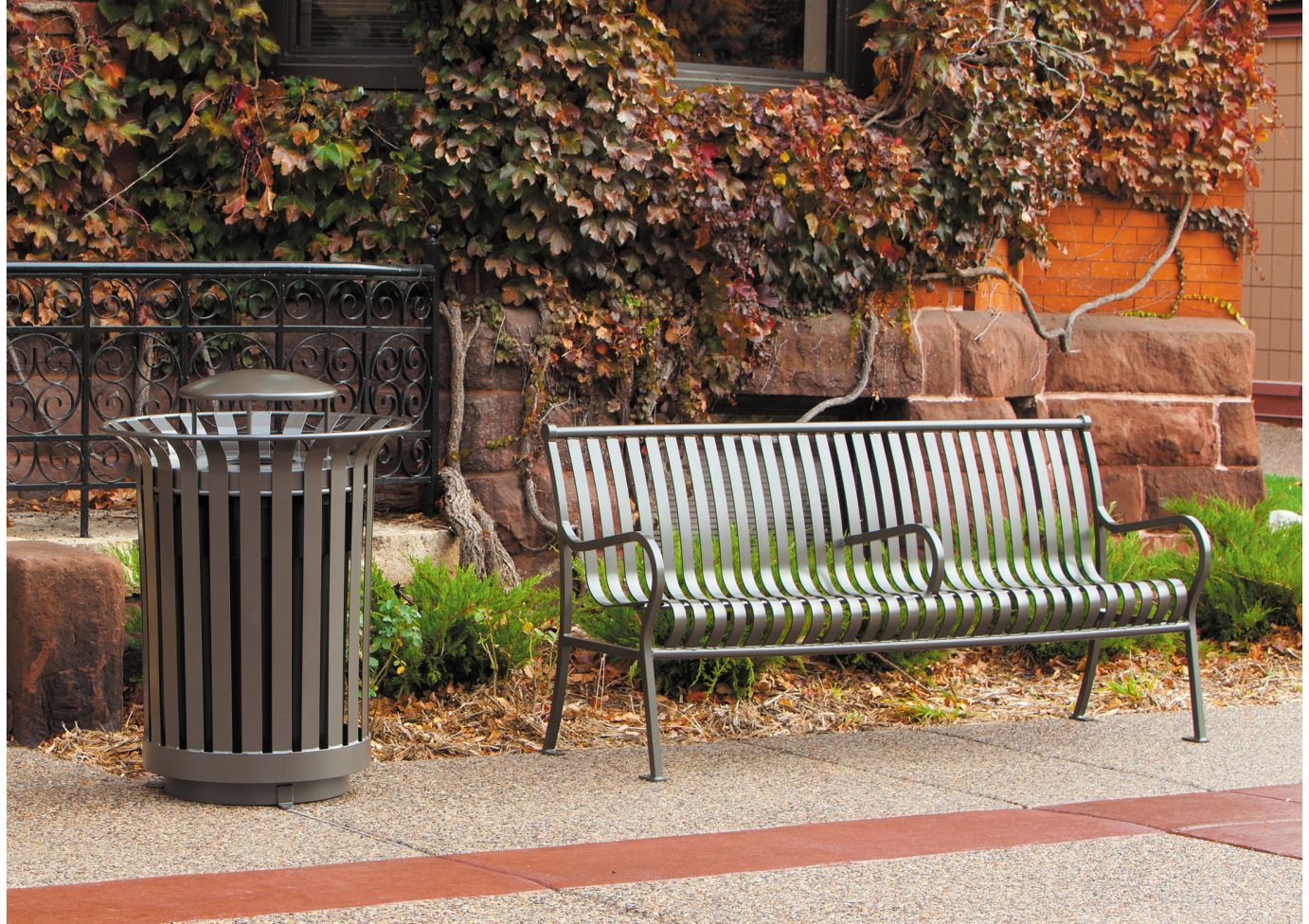 Lexington Receptacle