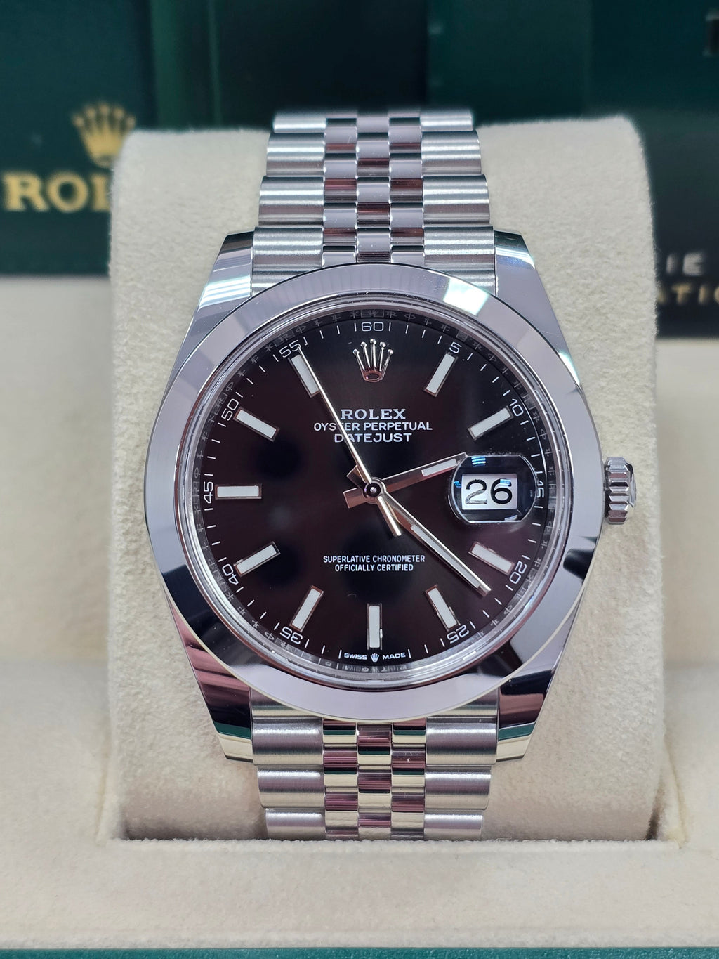 Rolex Datejust 41mm Smooth Bezel Black Index Dial Jubilee - 126300 - New 2025
