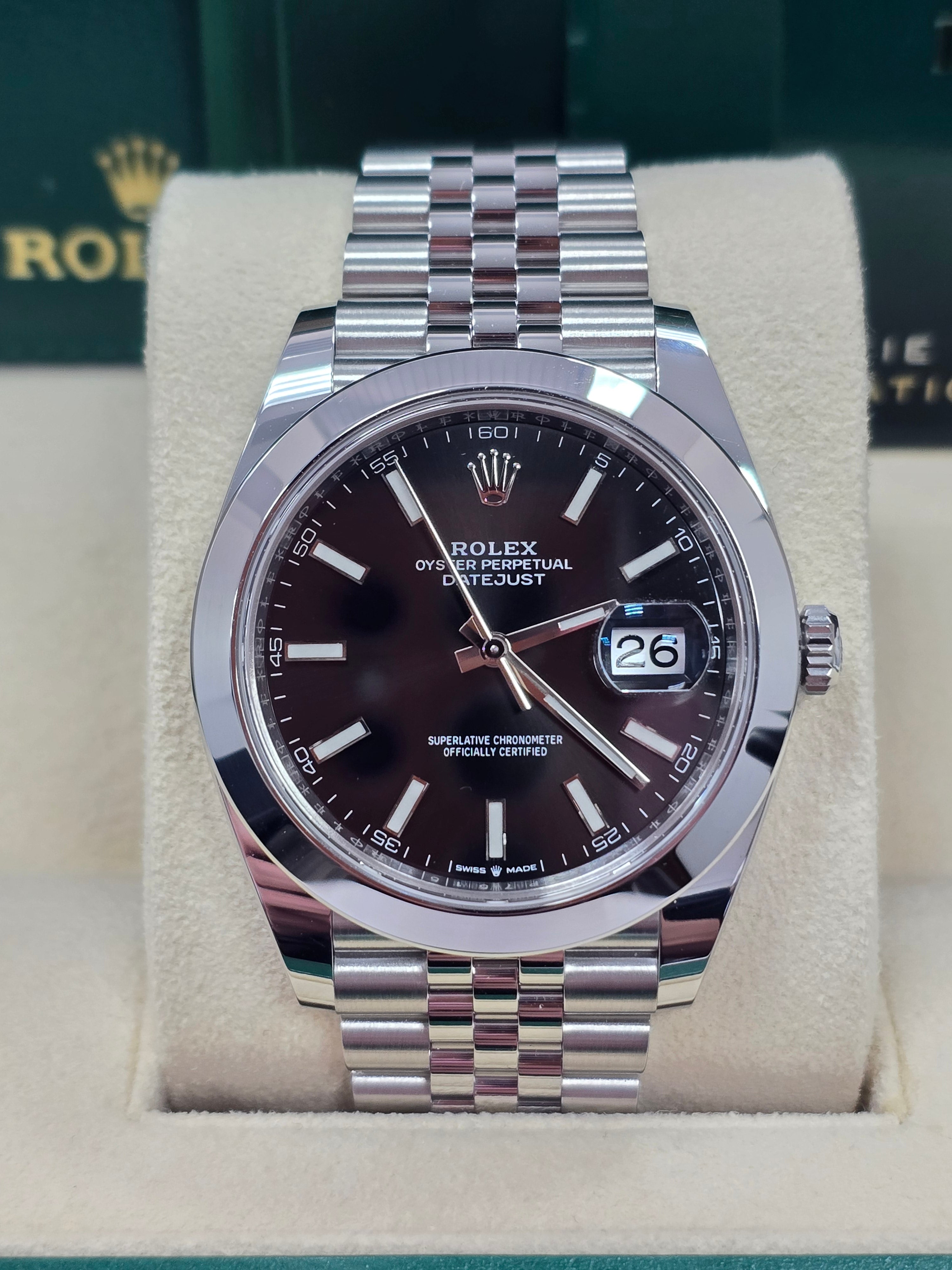 Rolex Datejust 41mm Smooth Bezel Black Index Dial Jubilee - 126300 - New 2025