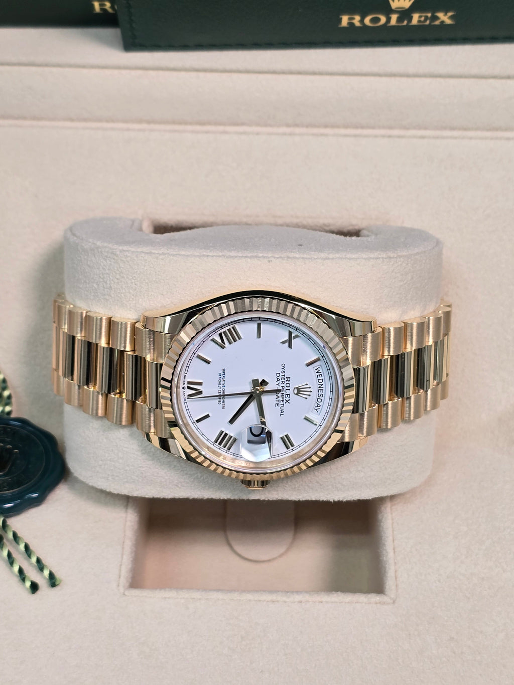 Rolex Day-Date "President" 36mm Yellow Gold White Roman Dial - 128238 - New 2025