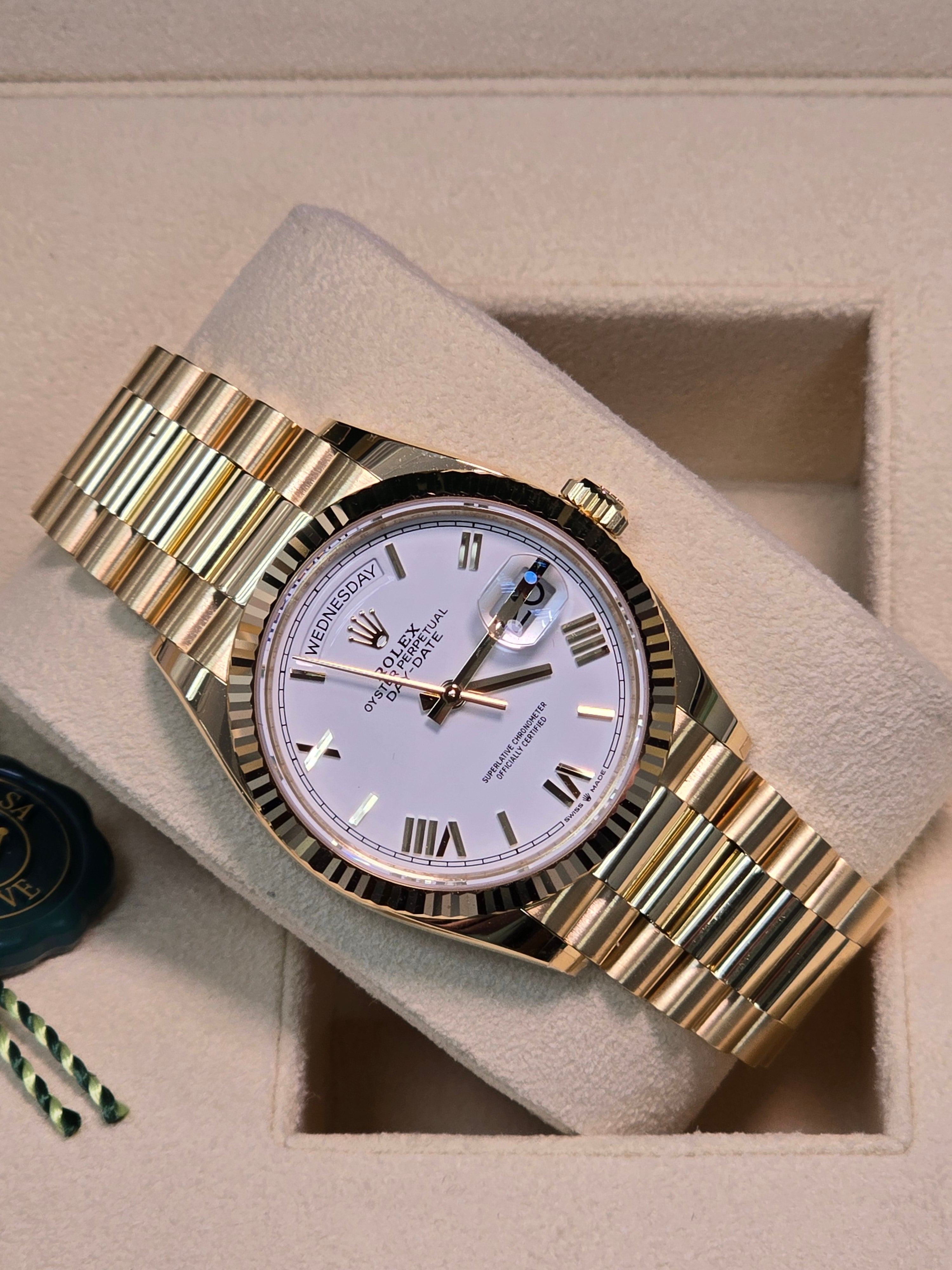 Rolex Day-Date "President" 36mm Yellow Gold White Roman Dial - 128238 - New 2025