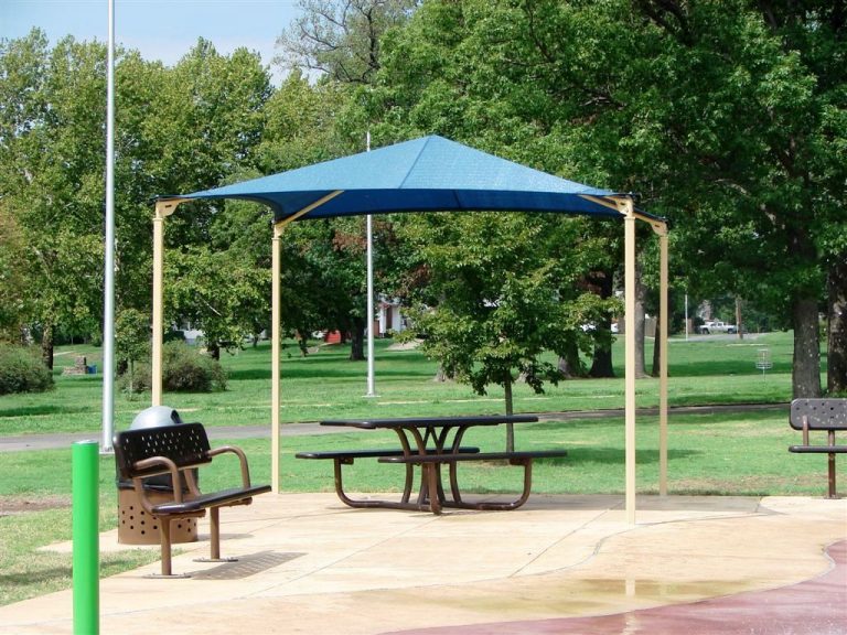 Pyramid Roof Shade Structure with 4 Posts
