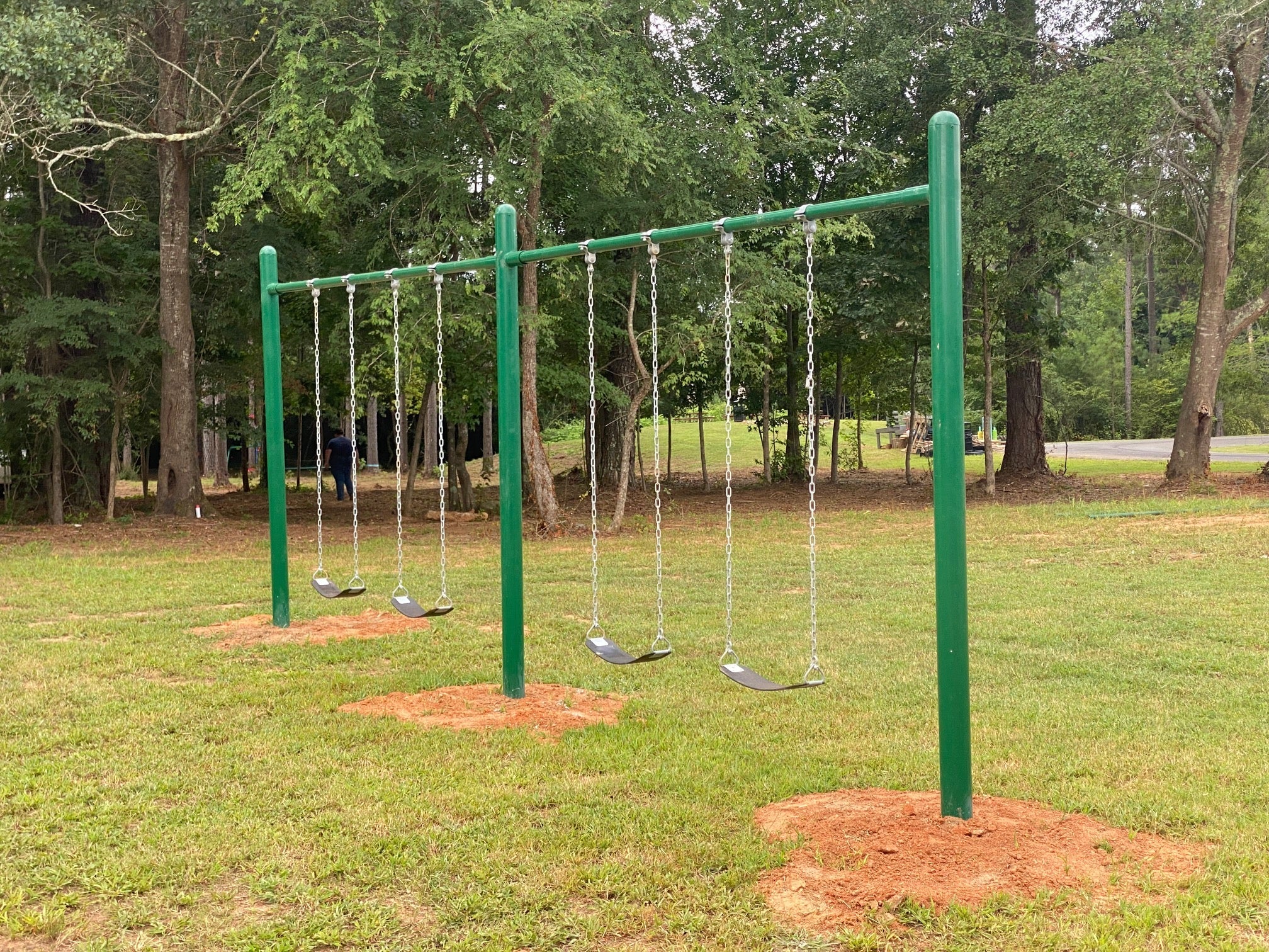 Single Post Swing Set