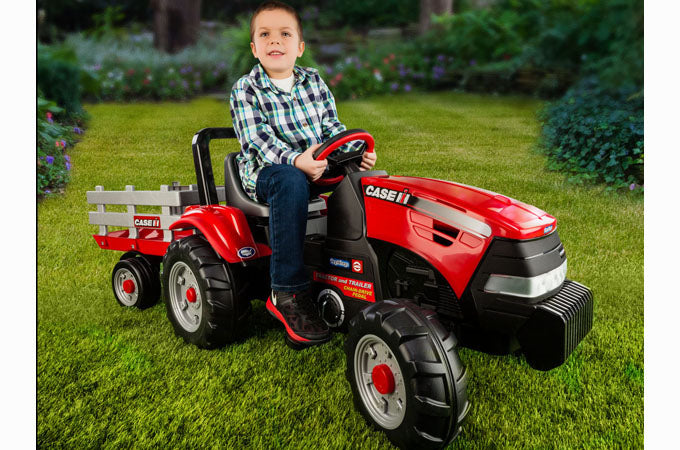 Case IH Tractor And Trailer Pedal Ride-On Vehicle
