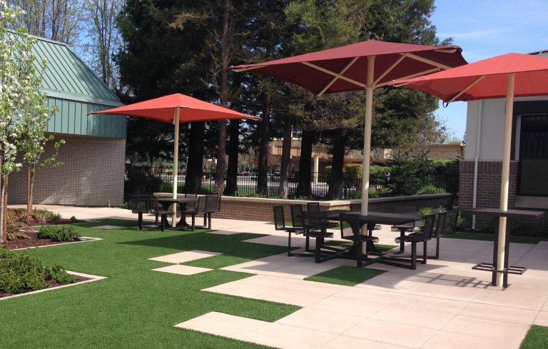 Center Post Square Umbrella Shade
