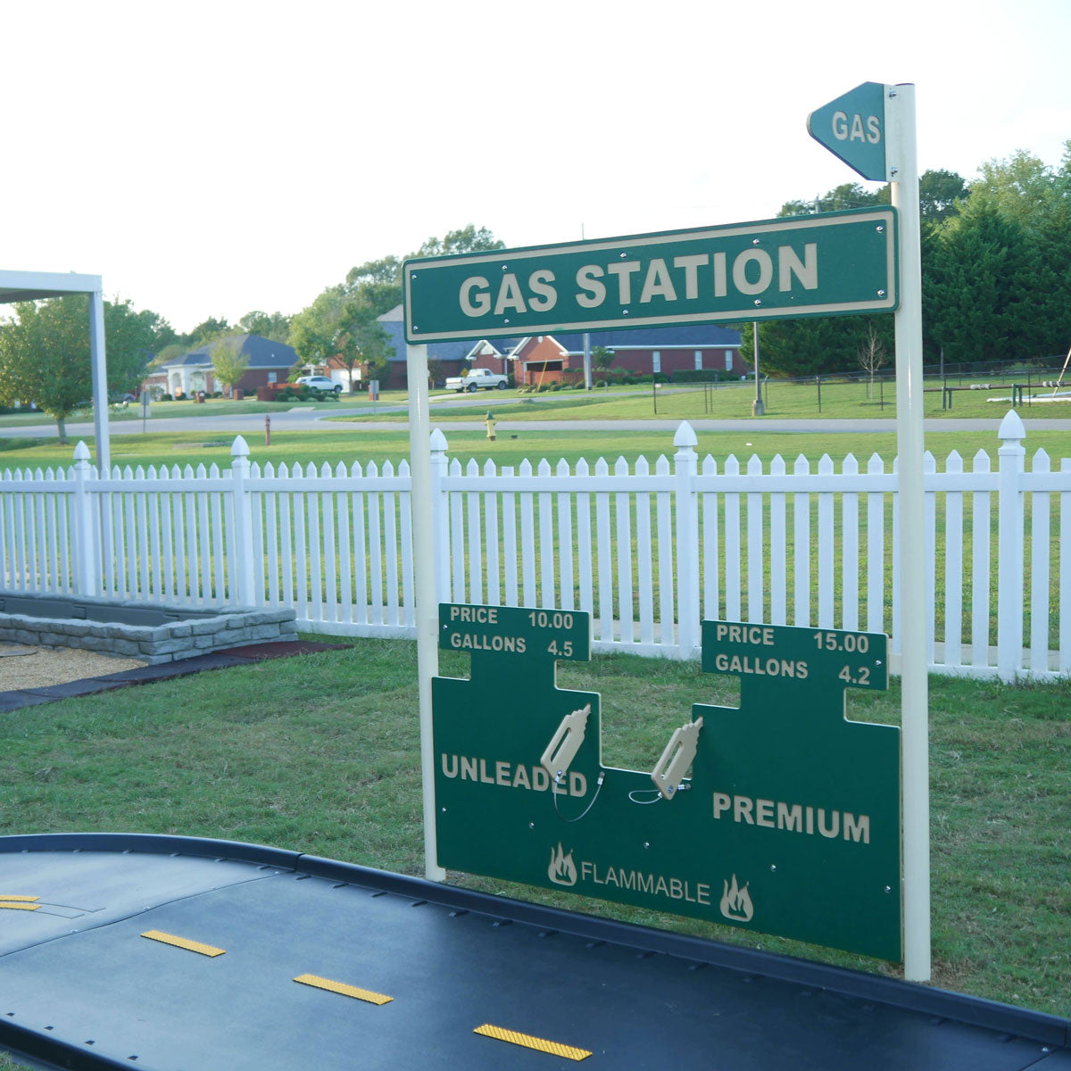 Gas Station Stand Alone Commercial Play Event