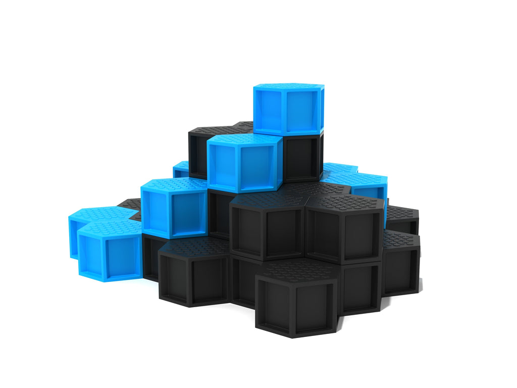 Mountaintop Honeycomb Climber