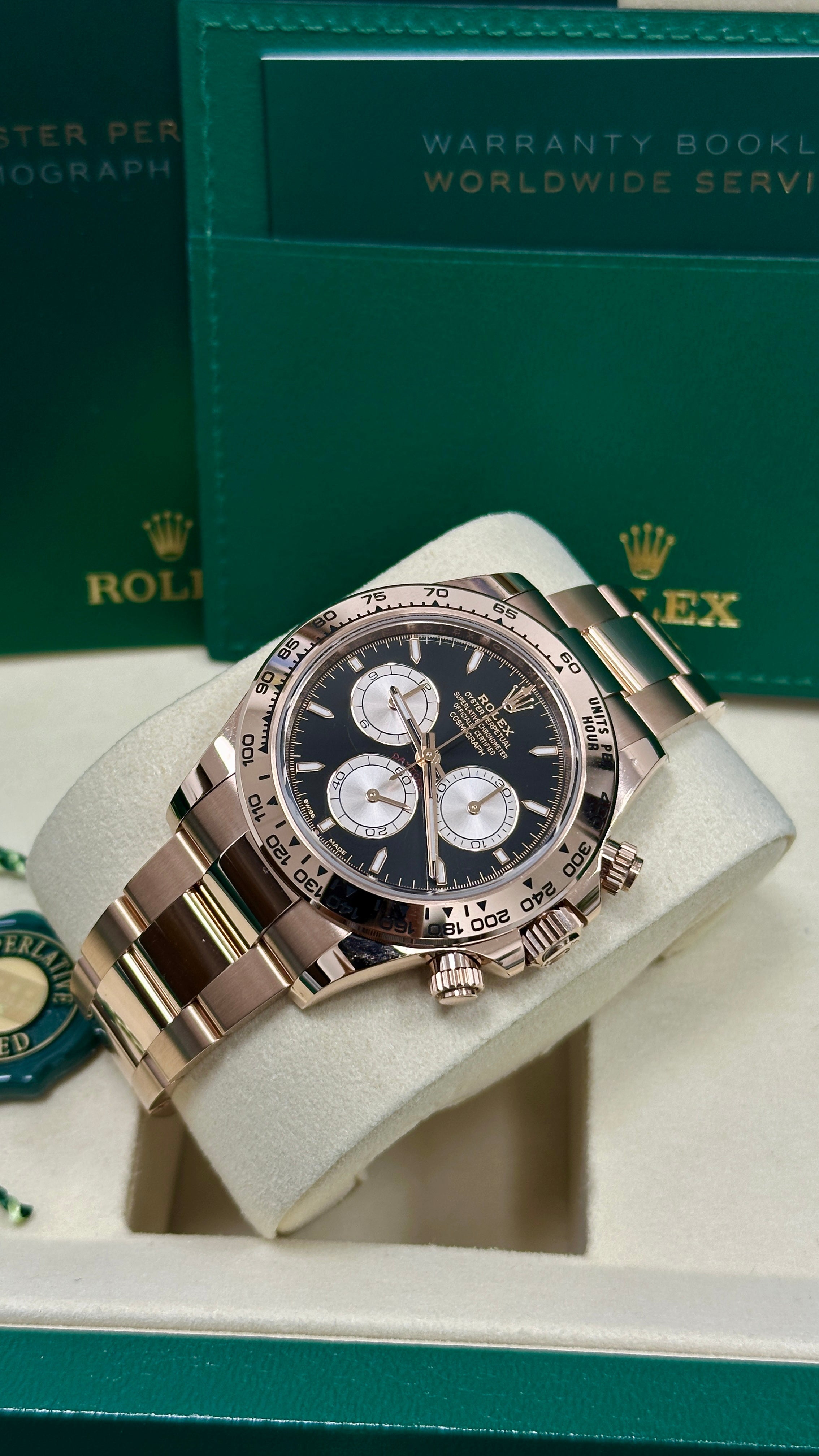 Rolex Cosmograph Daytona 40mm Everose Gold Black Diamond Dial - 126505 - New 2025