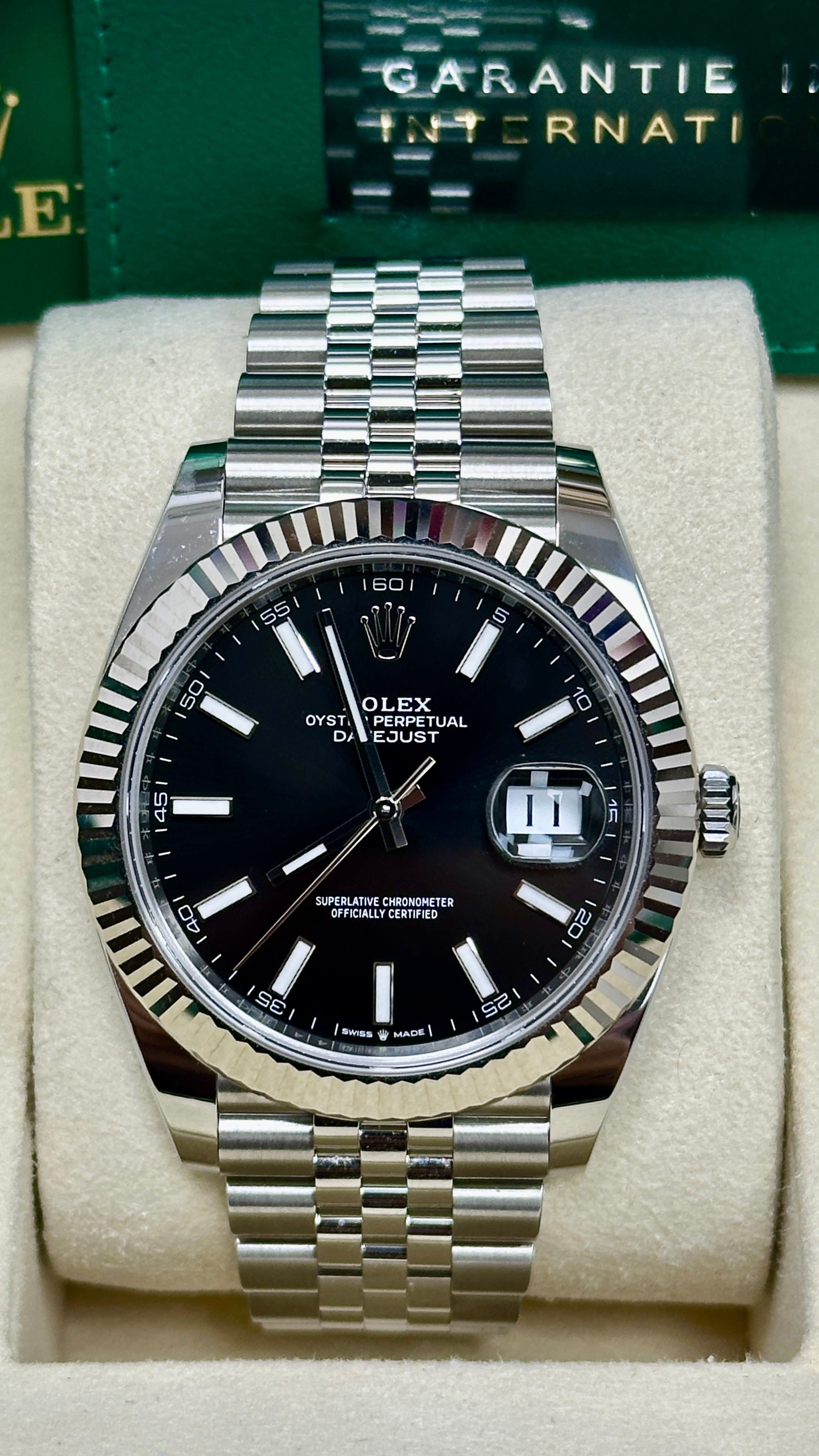 Rolex Datejust 41mm Fluted Bezel Black Index Dial Jubilee - 126334 - New 2025