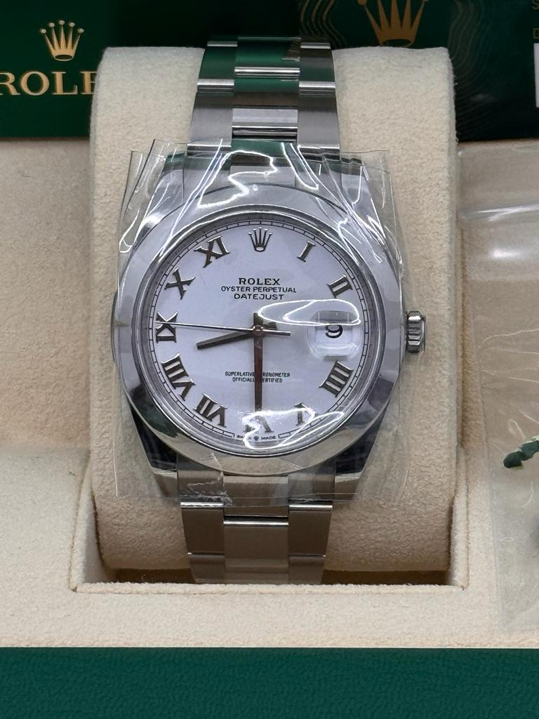 Rolex Datejust 41mm Smooth Bezel White Roman Oyster - 126300 - New 2025