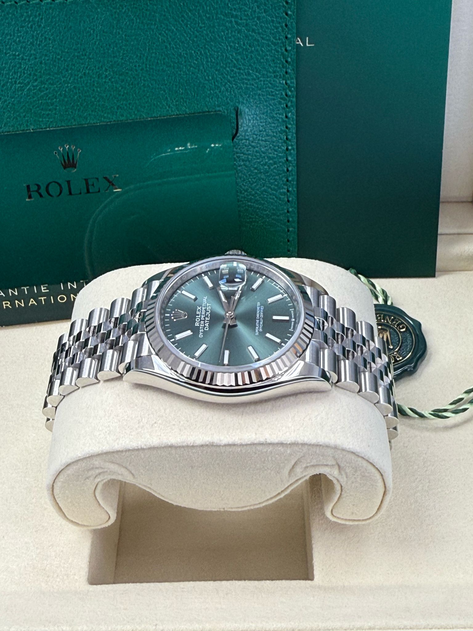 Rolex Datejust 36mm Fluted Bezel Green Index Dial Jubilee - 126234 - New 2025