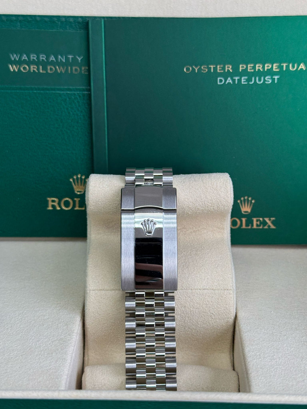 Rolex Datejust 36mm Fluted Bezel Silver Roman Diamond Dial Jubilee - 126234 - New 2025