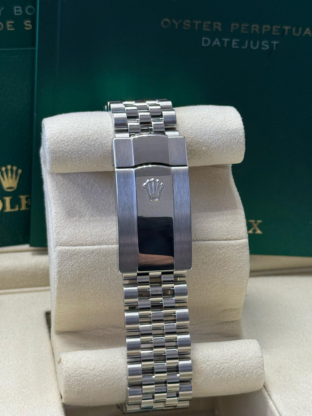 Rolex Datejust 41mm Fluted Bezel Black Diamond Dial Jubilee - 126334 - New 2025