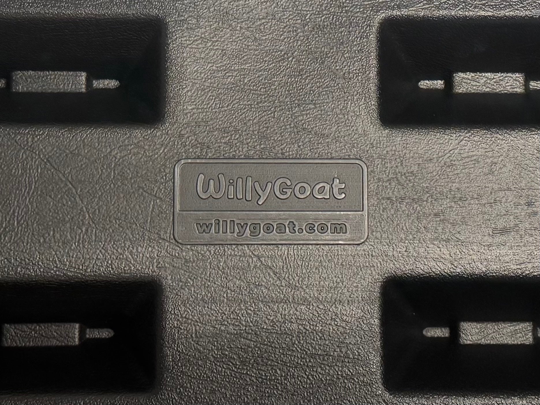 Plastic Playground Border with Spike, 12 Inches Tall