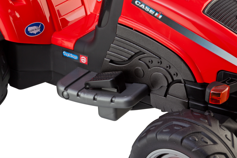 Case IH Lil Tractor And Trailer 6-Volt Ride On Vehicle